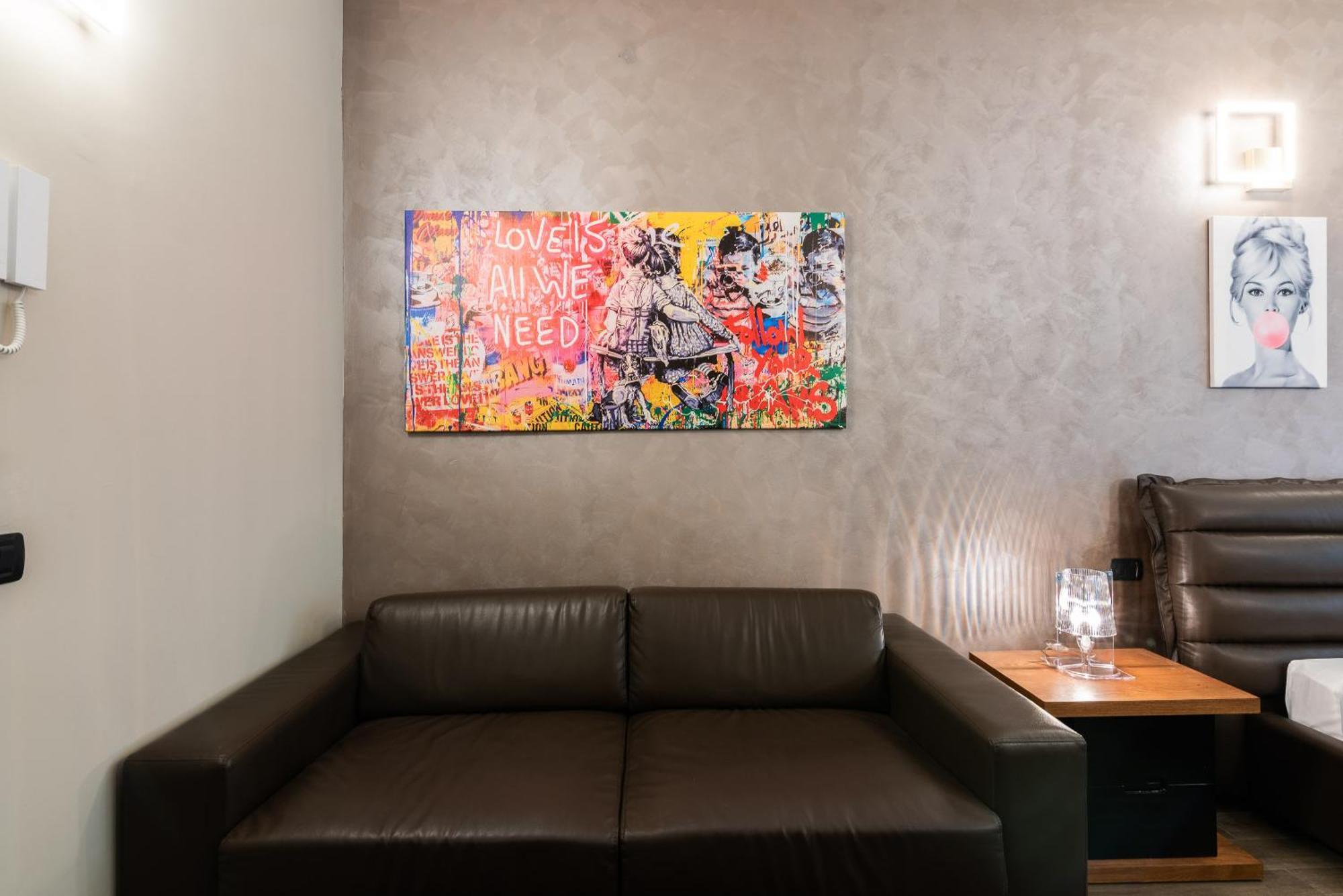 Double L Luxury Suite Milano Esterno foto