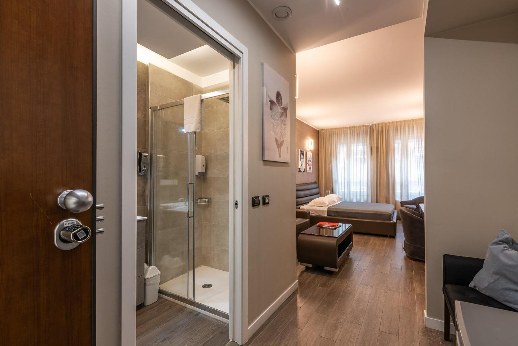 Double L Luxury Suite Milano Esterno foto